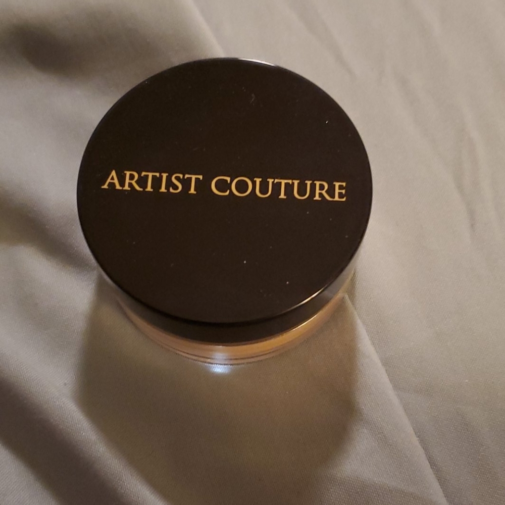 Artist Couture highlighter